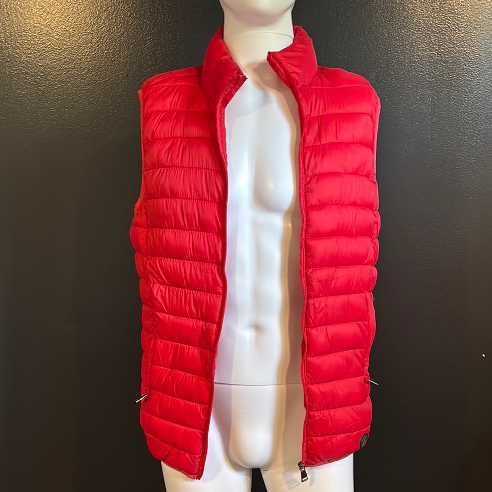 Men’s Red Puffer Vest